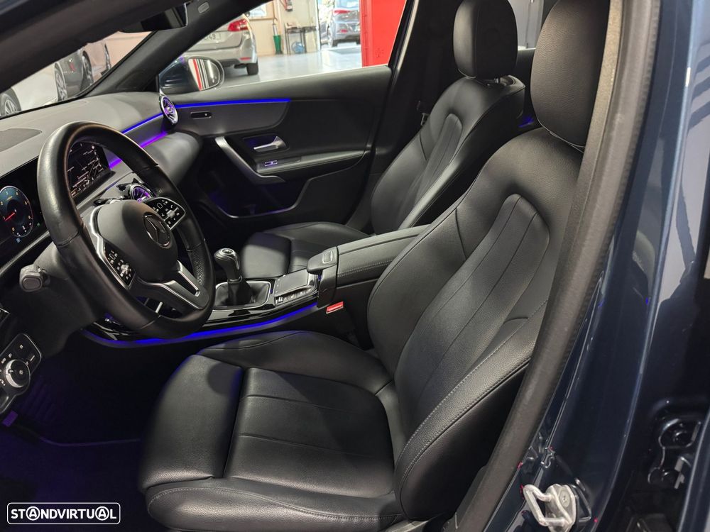 Mercedes-Benz A 180 d Style Plus - 24