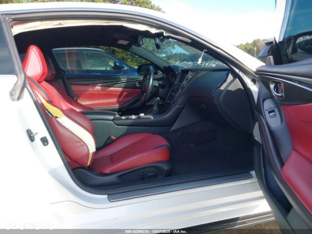 Infiniti Q60 Q60S 3.0t AWD Sport Tech - 10