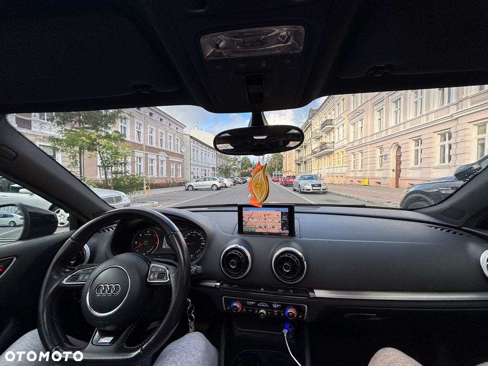 Audi A3 Sportback 1.6 TDI DPF Ambition S tronic - 13
