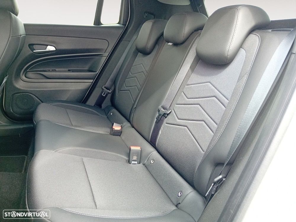 Jeep Avenger 1.2 GSE T3 Altitude - 13