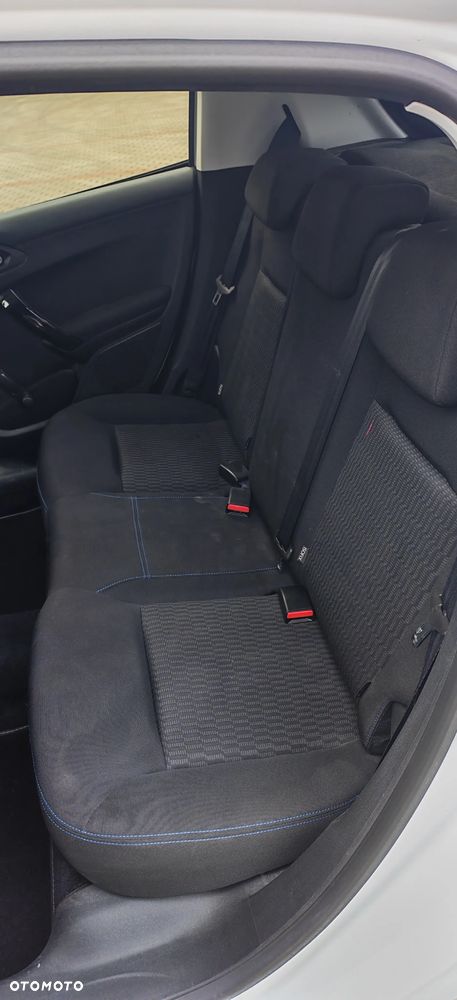 Peugeot 208 PureTech 82 Start & Stop Style - 14