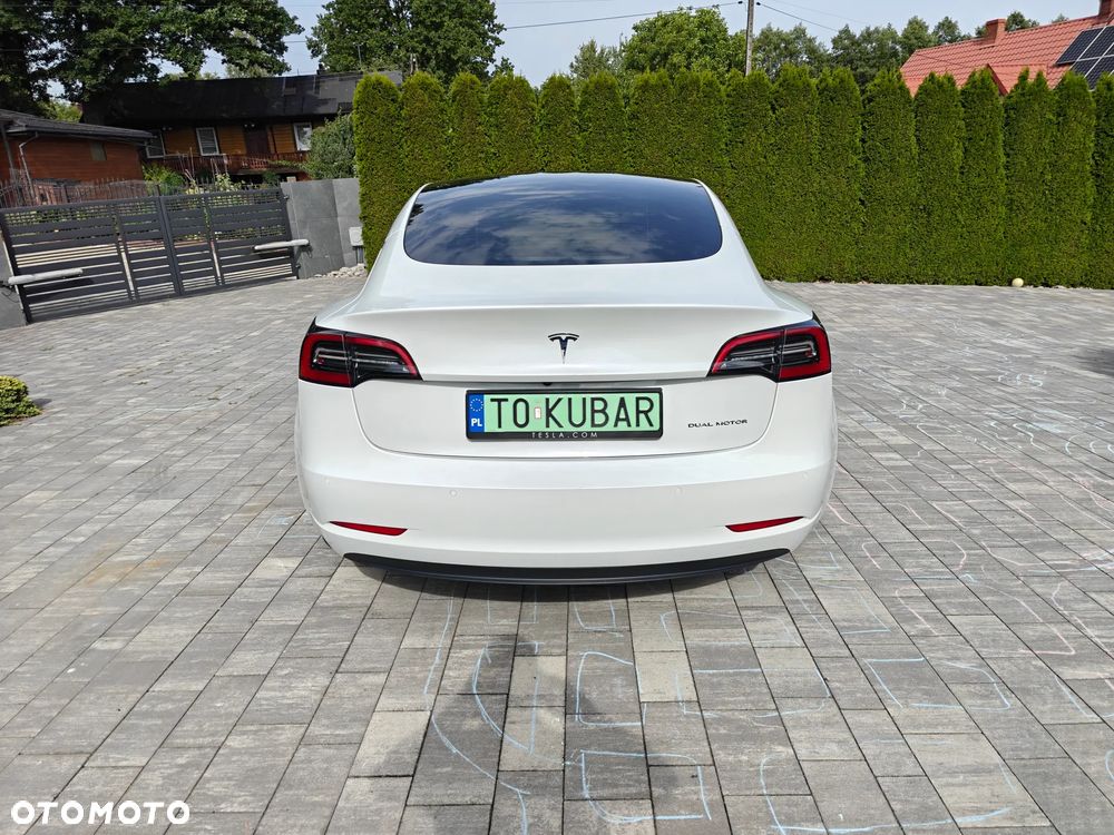 Tesla Model 3 Long Range AWD - 3