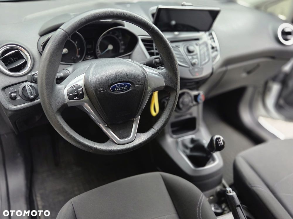 Ford Fiesta 1.25 Trend EU5 - 11