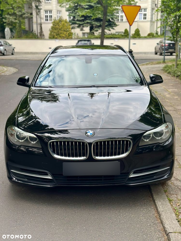 BMW Seria 5 520d xDrive - 7