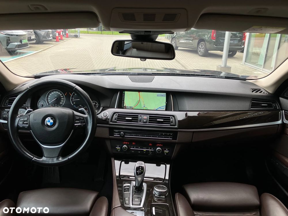 BMW Seria 5 530d xDrive Luxury Line - 22