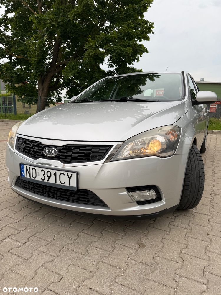Kia Ceed 1.6 Comfort + - 1