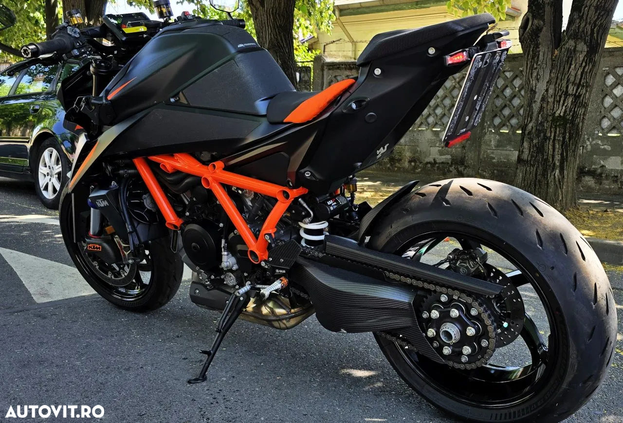 KTM 1390 Super Duke - 2