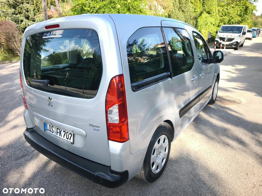 Peugeot Partner 2010 photo 4