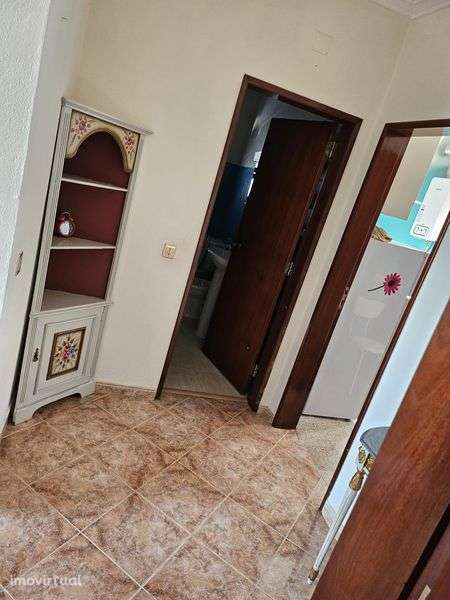 Arrenda se moradia - Grande imagem: 4/8