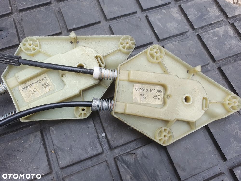 RENAULT MEGANE III MECHANIZM SZYBY PRAWY TYŁ POSIADAM 2 SZT 82720003R - 4