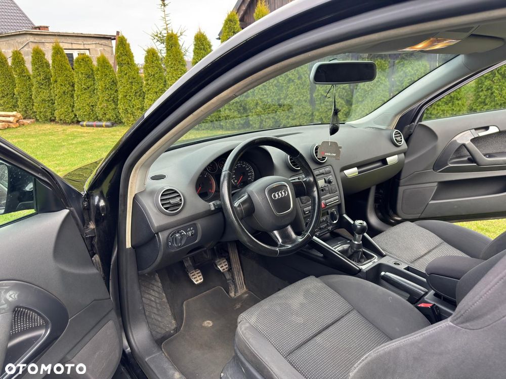 Audi A3 3-drzwiowe 1.9 TDI Ambiente - 8