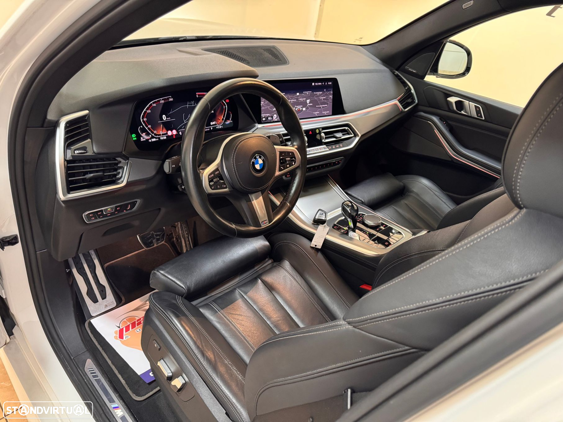 BMW X5 30 d xDrive Pack M - 17