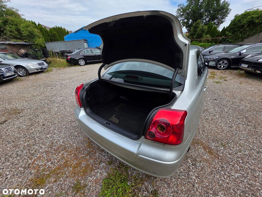 Toyota Avensis 2.0 VVT-i Automatik Sol - 7