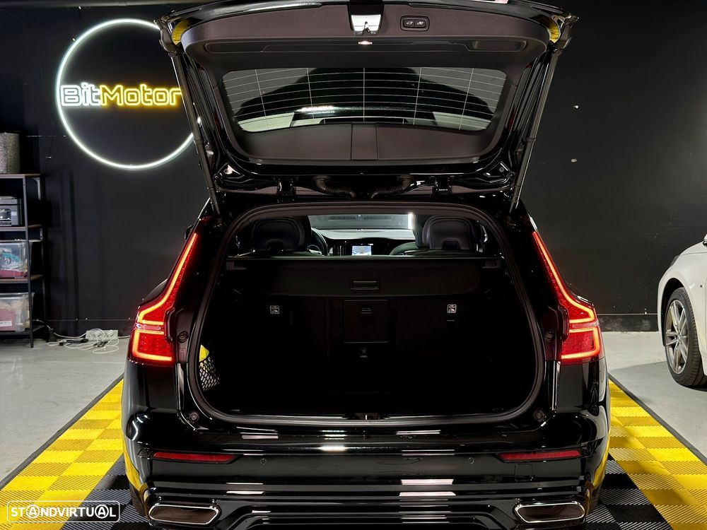 Volvo V60 2.0 T6 AWD TE R-Design - 21