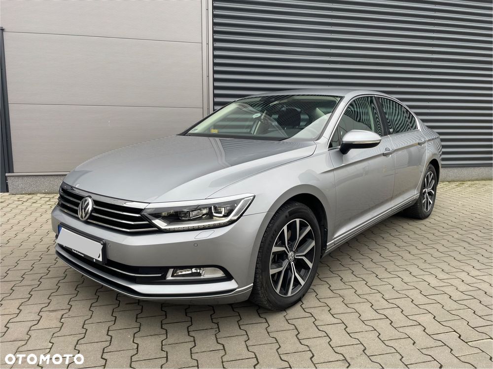 Volkswagen Passat 1.4 TSI BMT Comfortline - 1