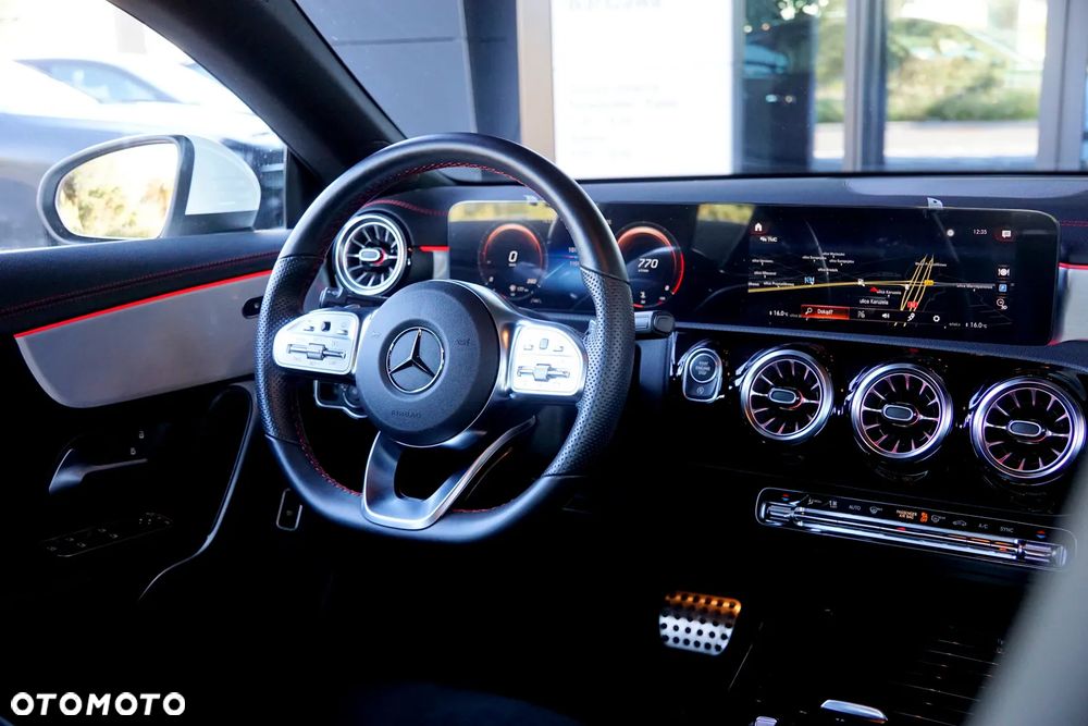 Mercedes-Benz CLA 180 AMG Line 7G-DCT - 28