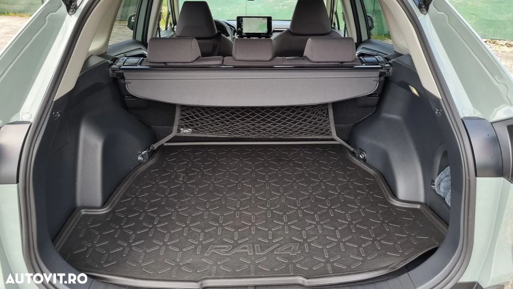 Toyota RAV4 - 22
