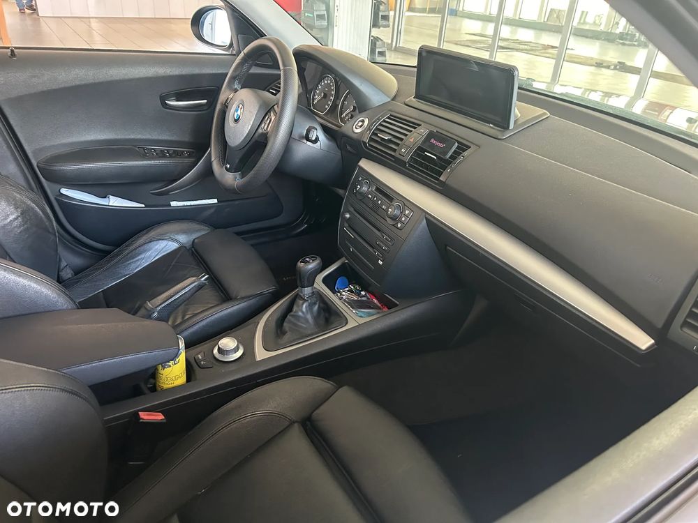BMW Seria 1 120d DPF - 7