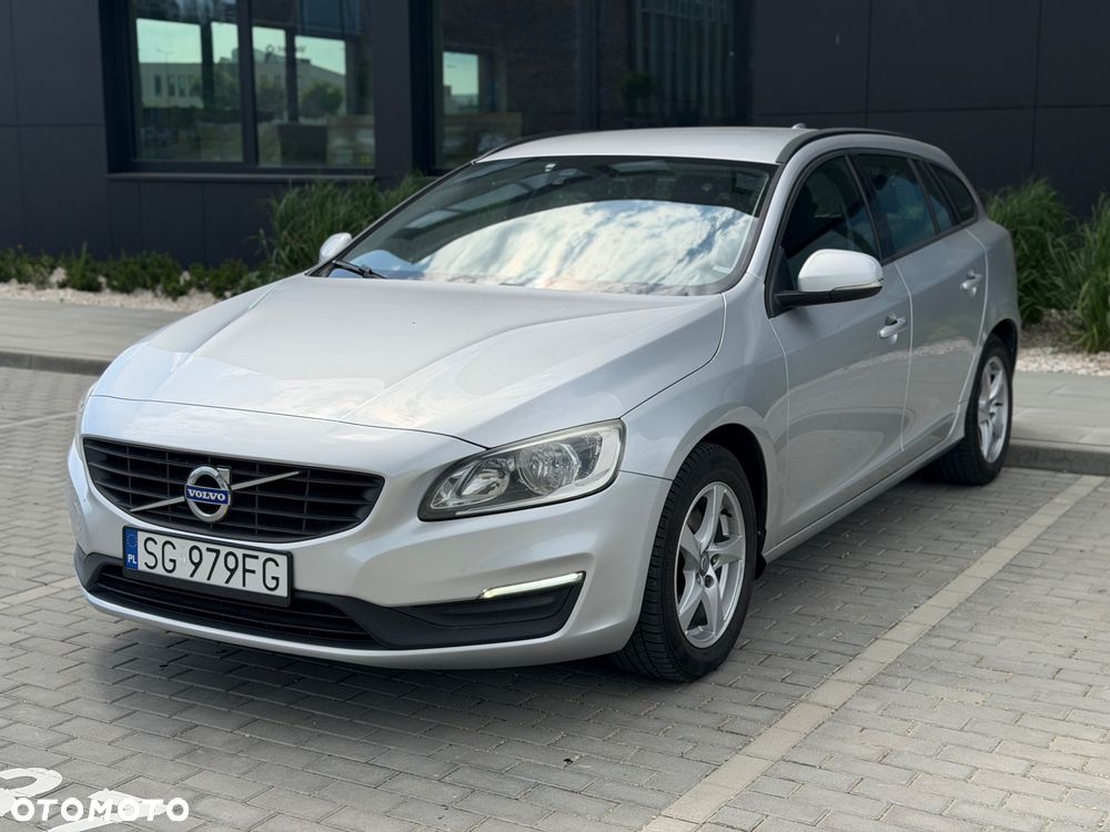 Volvo V60 D2 Drive-E Momentum - 4