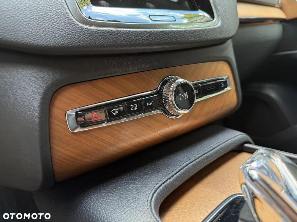 Volvo XC 90 B5 D AWD Inscription - 31