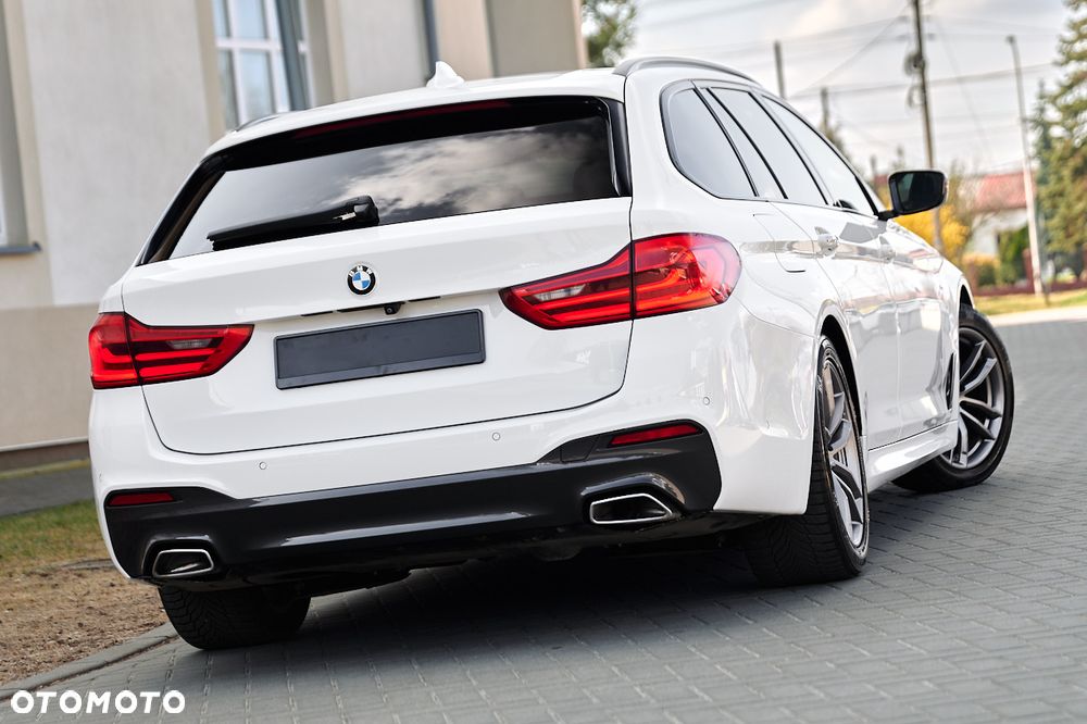 BMW Seria 5 520d xDrive M Sport sport - 2