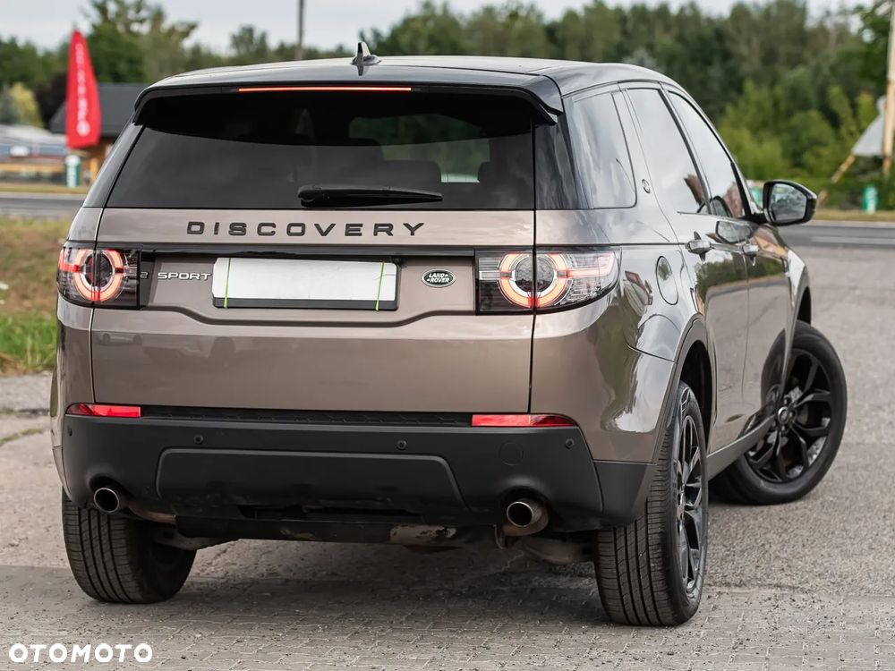 Land Rover Discovery Sport - 12