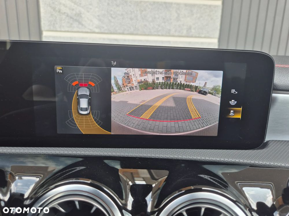 Mercedes-Benz CLA 250 Edition 1 7G-DCT - 12