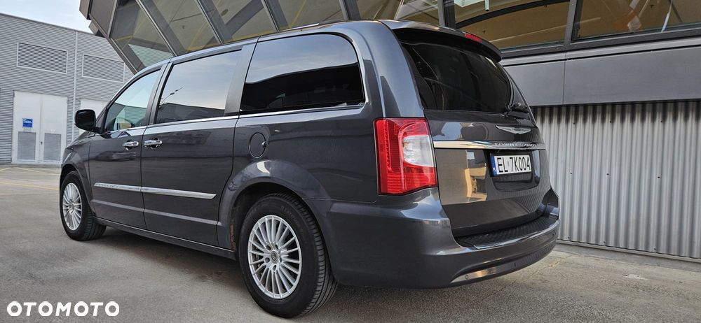 Chrysler Town & Country 3.6 Touring - 6