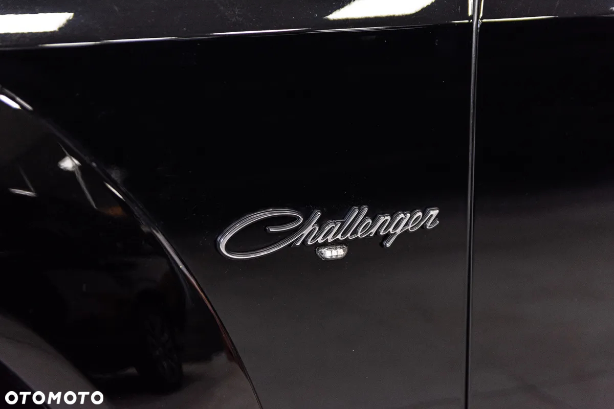 Dodge Challenger 6.2 Redeye Widebody - 22