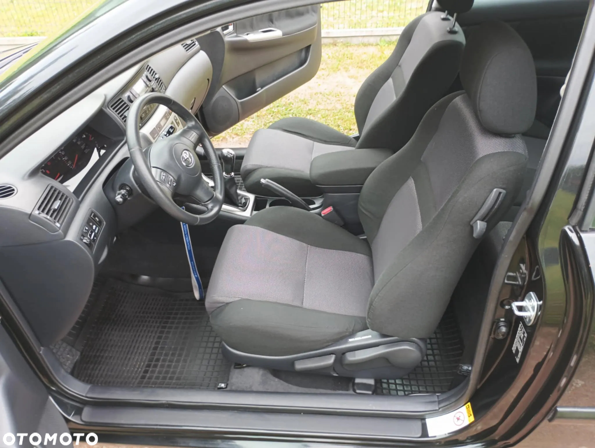 Toyota Corolla - 9