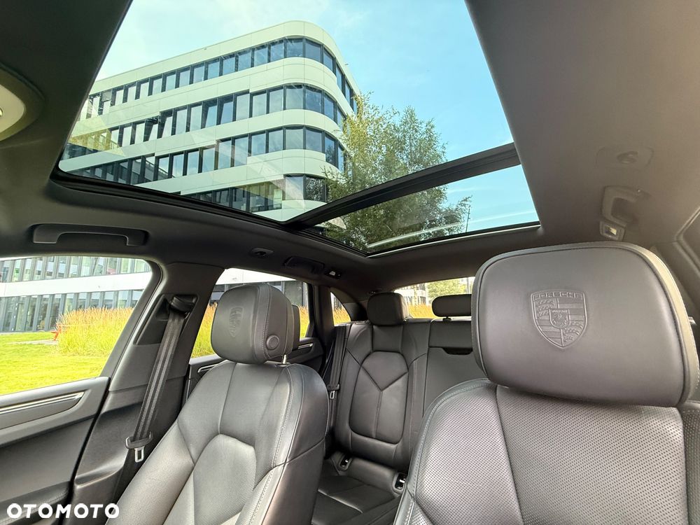 Porsche Macan Standard - 3