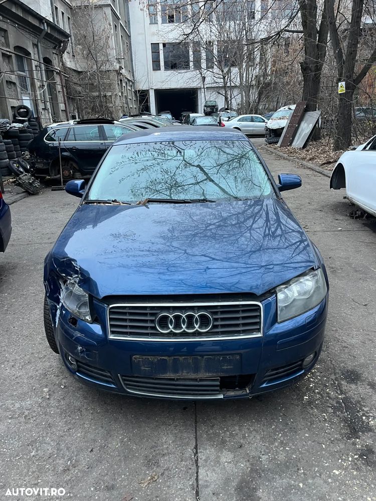 Dezmembrez Audi A3 8P coupe 2005 albastru LZ5C 1,6 benzina 71.000KM BGU 75KW - 3
