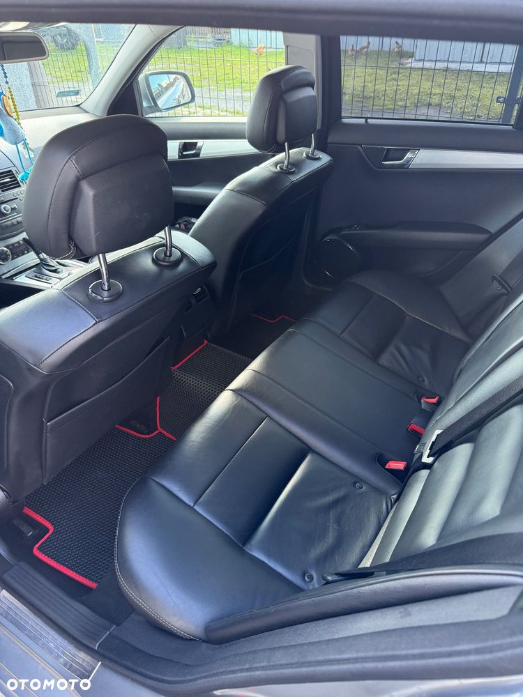 Mercedes-Benz Klasa C 200 CDI DPF Automatik Avantgarde - 15