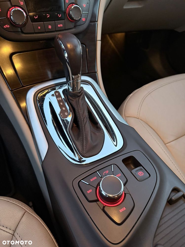Opel Insignia 2.0 T Sport - 7