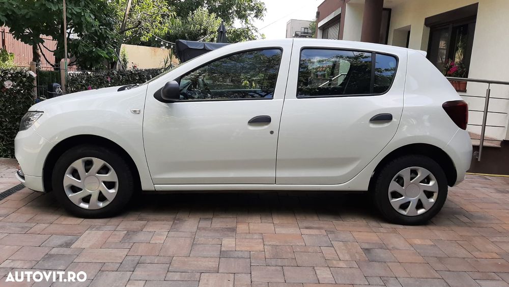 Dacia Sandero - 4