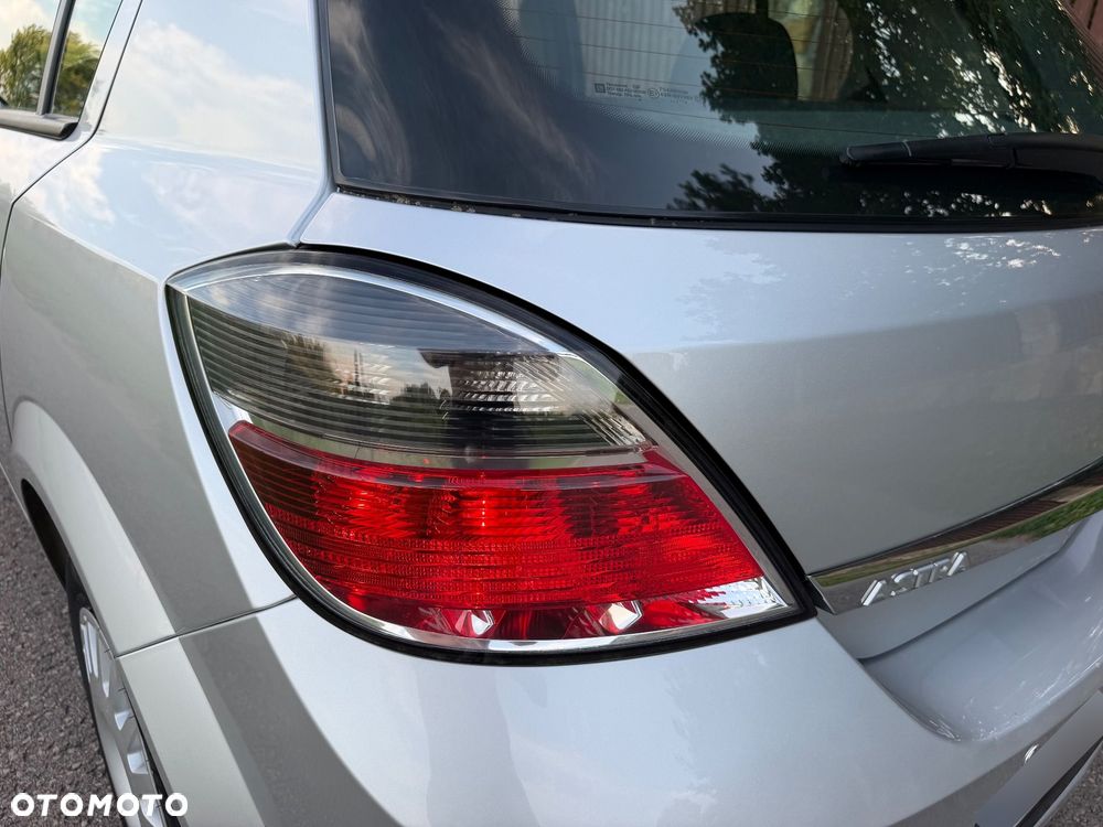 Opel Astra 1.6 Enjoy - 10