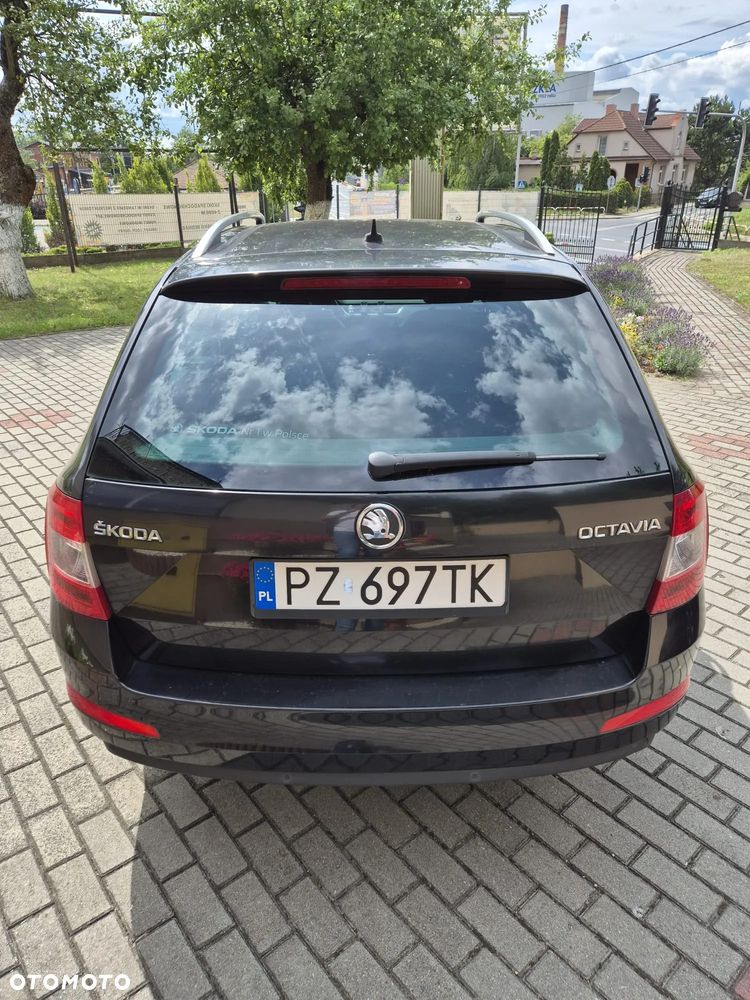 Skoda Octavia 2.0 TDI Elegance DSG - 10