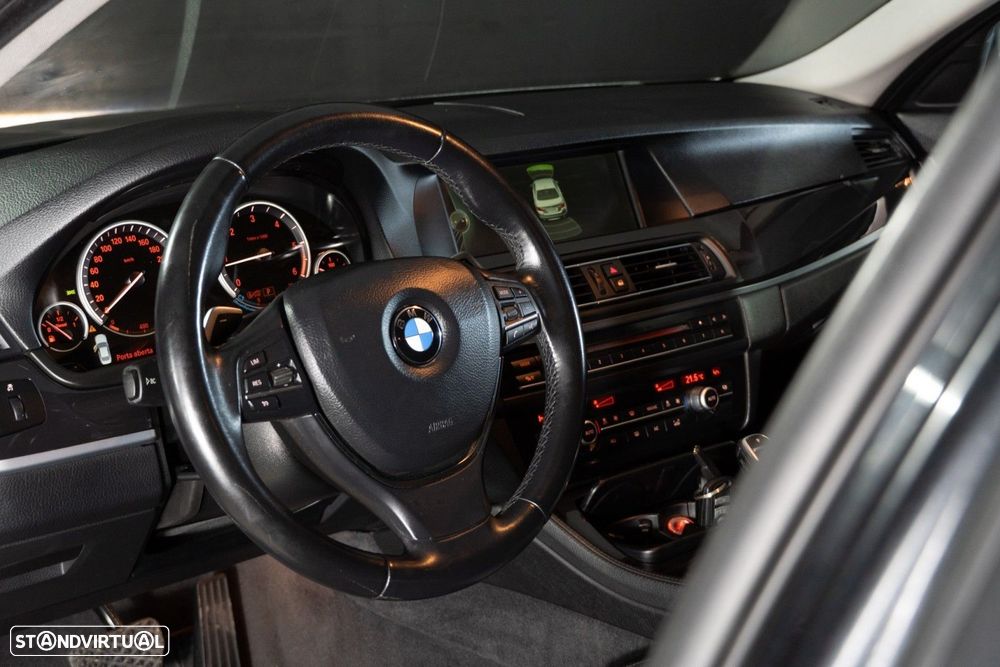 BMW 520 d Line Luxury Auto - 11