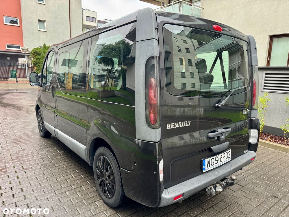 Renault Trafic dCi Passenger - 4