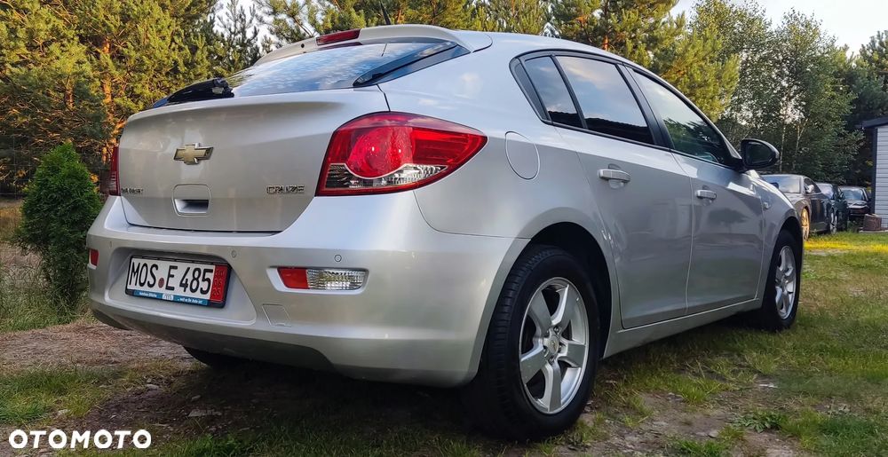 Chevrolet Cruze - 13