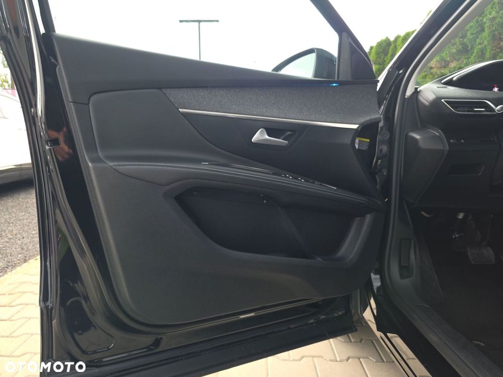 Peugeot 5008 - 11