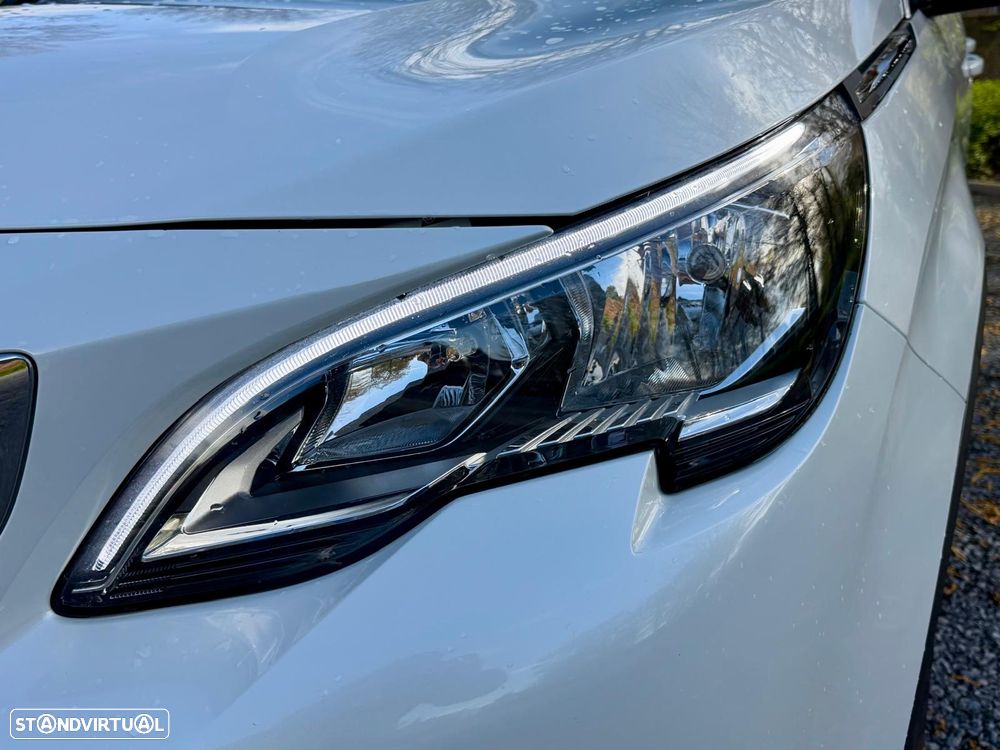 Peugeot 3008 1.2 PureTech Allure - 12