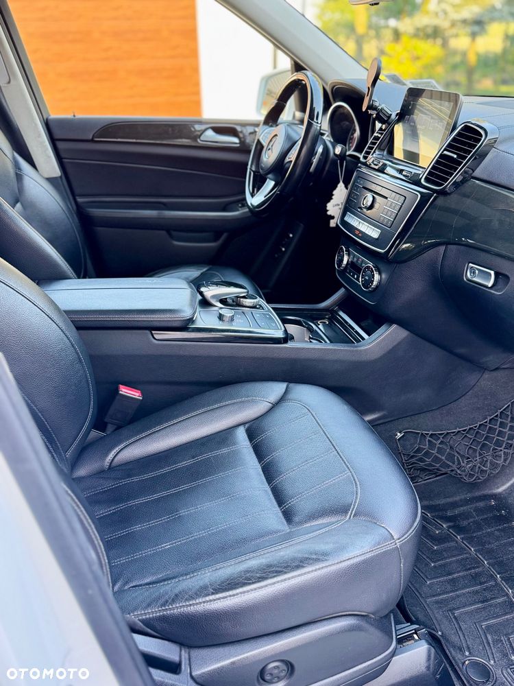 Mercedes-Benz GLS 400 4-Matic - 12