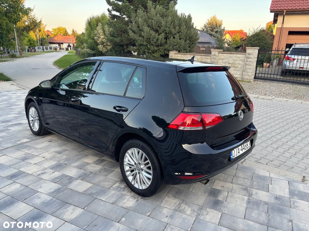 Volkswagen Golf 1.2 TSI BlueMotion Technology Cup - 5