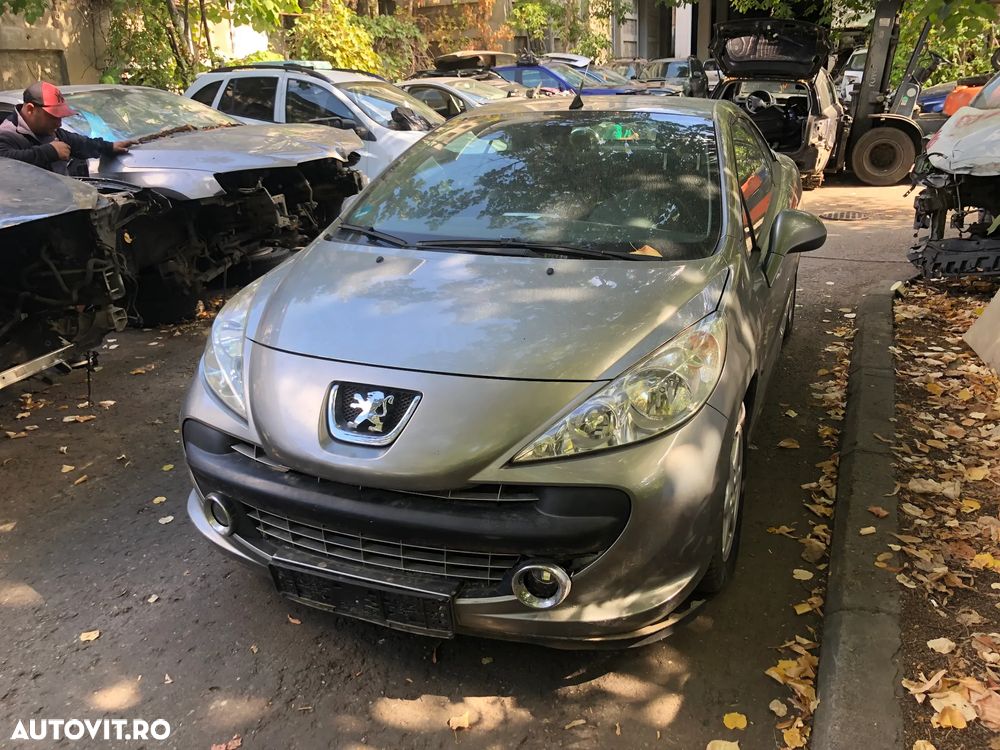 Dezmembrez Peugeot 207 CC GRI 2007 - 2