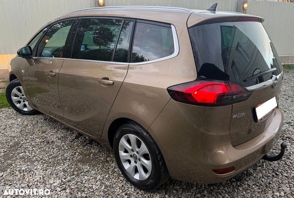 Opel Zafira - 4