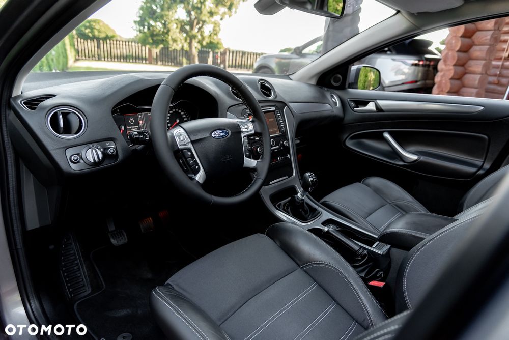 Ford Mondeo 1.6 TDCi Trend - 17