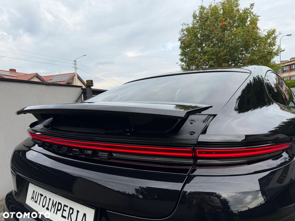 Porsche Panamera 4 - 9