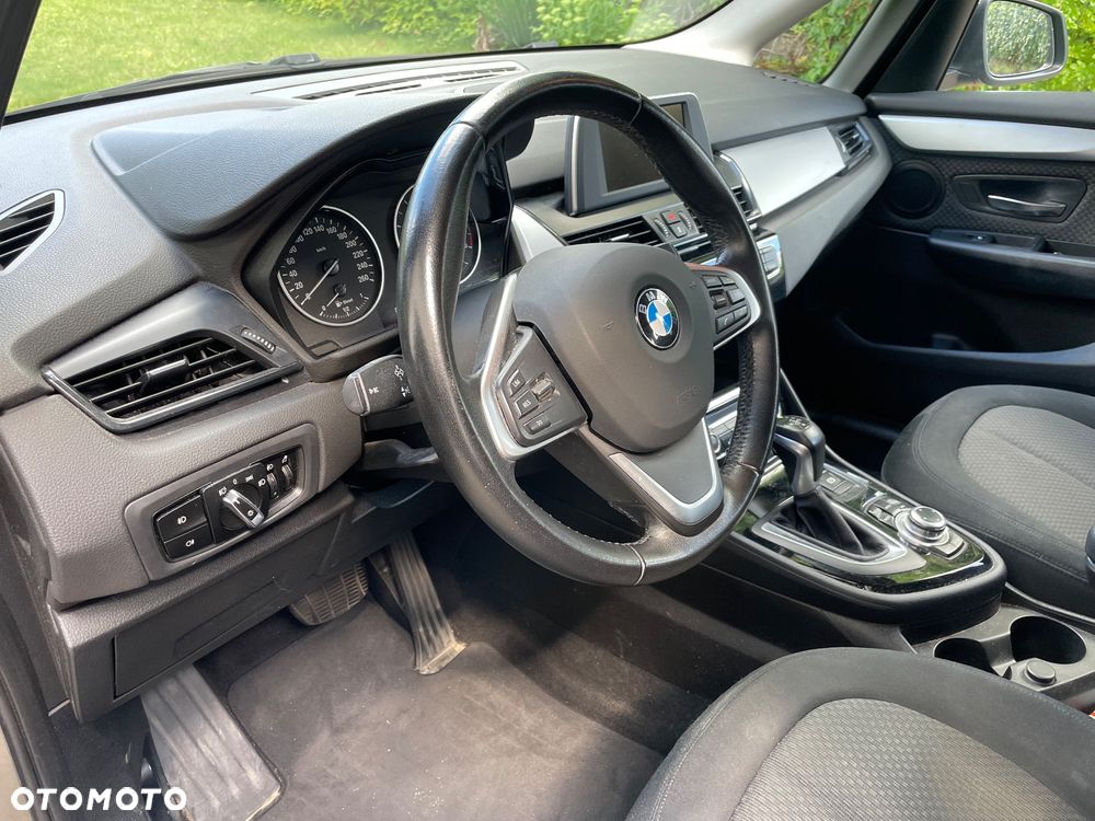 BMW Seria 2 218d Advantage - 10
