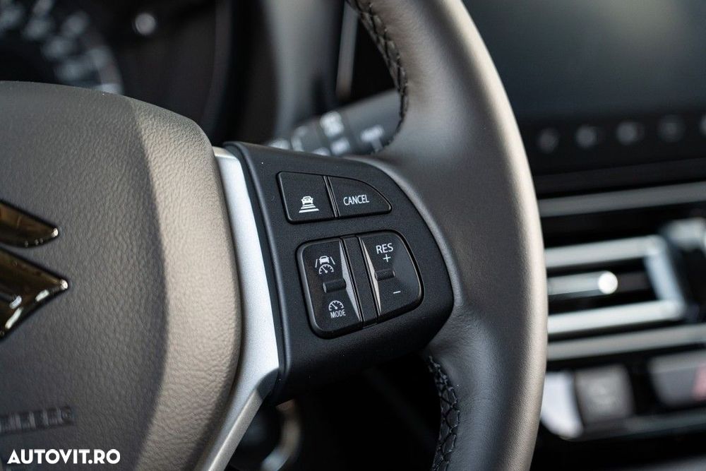 Suzuki S-Cross - 25